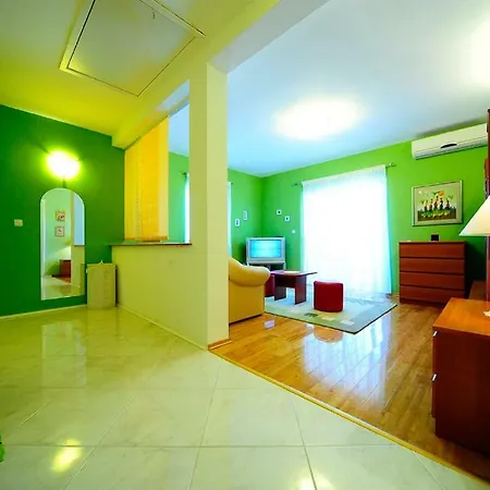 Villa Villa With Pool, Supetar - Island Brac